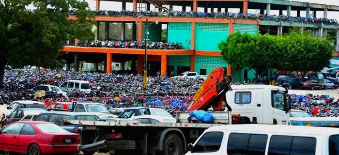 ¿Puede la Policía Nacional o la DIGESETT retener mi vehículo?
